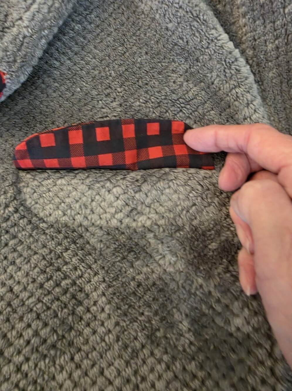 Simply Southern Women’s XXL Gray Sherpa Fleece Buffalo Plaid Snap Pullover - Picture 8 of 14